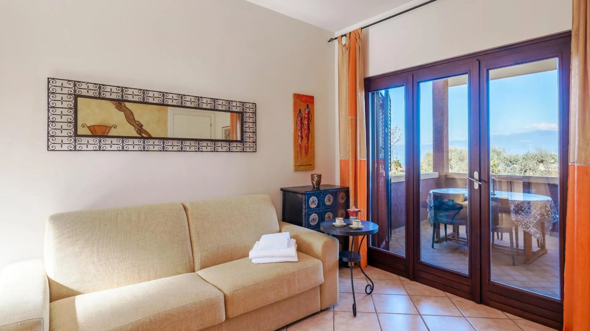 Blue View 3 - Regarda Travel Apartment Bardolino 0*,