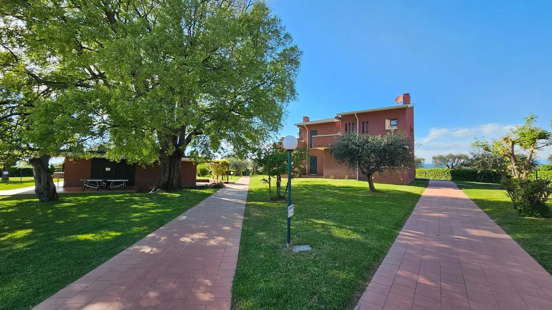 Blue View 3 - Regarda Travel Apartment Bardolino